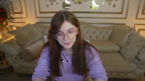 Snapshot of playhard054 chatting on February 19, 11:28 am Lana online show from February 19, 11:28 am