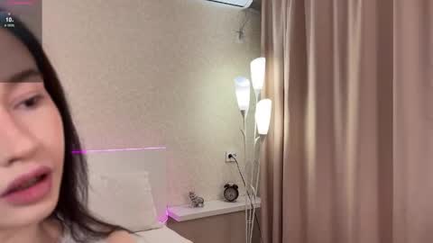 Simona and Bonnie online show from April 13, 3:06 pm