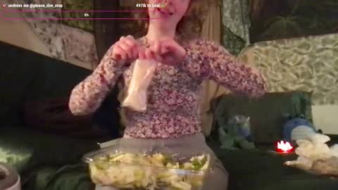 Snapshot of please_doe_stop chatting on February 25, 8:58 am please_doe_stop online show from February 25, 8:58 am