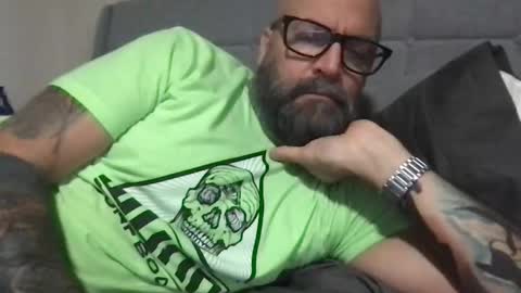 Snapshot of pleasesitonmycock chatting on March 3, 12:22 pm PleaseSitOnMyCock online show from March 3, 12:22 pm