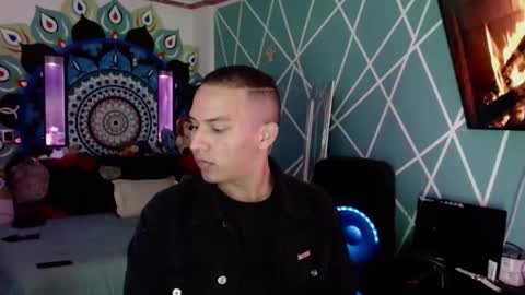Snapshot of pleasure_demon chatting on October 27, 8:29 am pleasure_demon online show from October 27, 8:29 am
