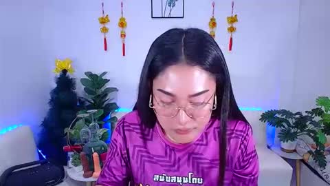 Ploysai online show from January 16, 9:13 am