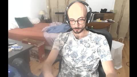 plsmakemynight online show from May 24, 1:32 am