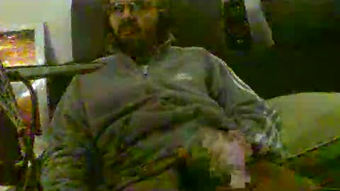 Snapshot of plu07f3520 chatting on November 25, 7:03 pm plu07f3520 online show from November 25, 7:03 pm