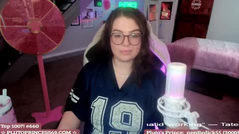Snapshot of plutoprincess69 chatting on February 21, 5:35 am Pluto Princess online show from February 21, 5:35 am