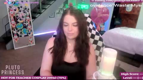 Snapshot of plutoprincess69 chatting on September 29, 1:00 am Pluto Princess online show from September 29, 1:00 am