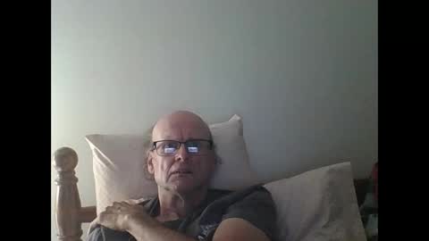 trek 11 online show from October 9, 7:12 pm