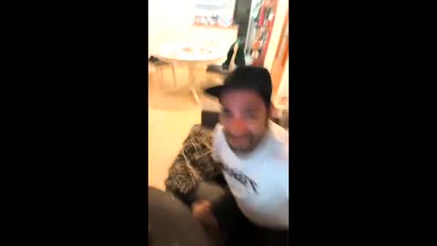 pmgaitan1986 online show from April 19, 2:11 am