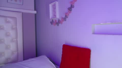 Pocahontas online show from September 16, 1:12 pm