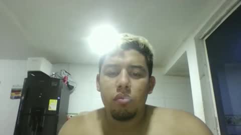 pocahot2512 online show from February 2, 1:04 am