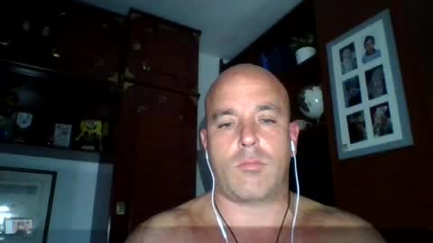 Snapshot of pocoyotop chatting on June 14, 2:20 am pocoyotop online show from June 14, 2:20 am