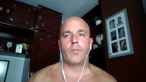 Snapshot of pocoyotop chatting on July 2, 3:23 am pocoyotop online show from July 2, 3:23 am