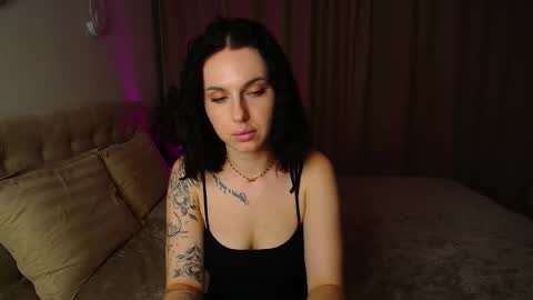 Snapshot of poison_inyour_mind chatting on October 10, 4:39 pm poison_inyour_mind online show from October 10, 4:39 pm