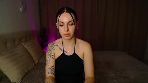 Snapshot of poison_inyour_mind chatting on November 4, 9:58 pm poison_inyour_mind online show from November 4, 9:58 pm