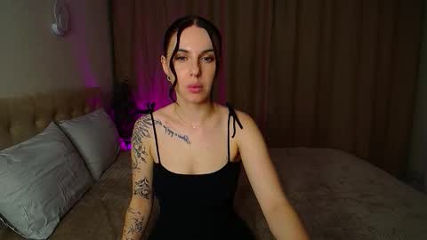 Snapshot of poison_inyour_mind chatting on November 12, 5:46 pm poison_inyour_mind online show from November 12, 5:46 pm