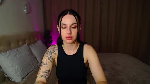 Snapshot of poison_inyour_mind chatting on November 17, 5:19 pm poison_inyour_mind online show from November 17, 5:19 pm