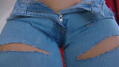 poison_milf_ online show from October 1, 4:07 am