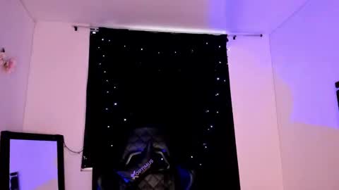 Willow                      Hours 12pm to 630pm Colombian time FRIDAY AND SUNDAY FREE DAYS online show from February 12, 9:54 pm