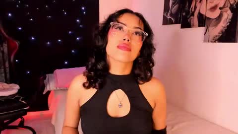 Willow                      Hours 12pm to 630pm Colombian time FRIDAY AND SUNDAY FREE DAYS online show from February 19, 8:41 pm