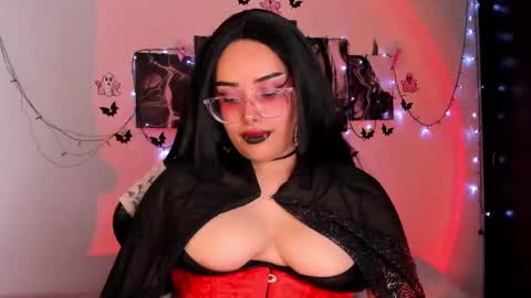 Willow                      Hours 12pm to 630pm Colombian time FRIDAY AND SUNDAY FREE DAYS online show from October 4, 6:28 pm