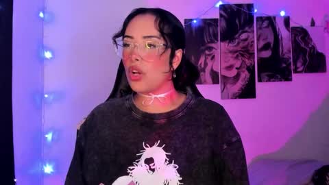 Willow                      Hours 12pm to 630pm Colombian time FRIDAY AND SUNDAY FREE DAYS online show from January 5, 5:27 pm