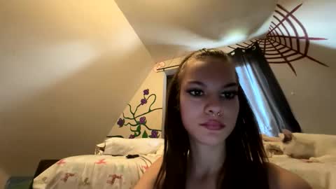 Poisxn online show from November 24, 4:51 pm