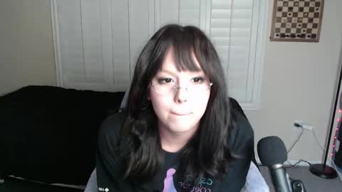 jada online show from December 22, 4:31 am