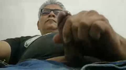 poli online show from November 27, 6:10 pm