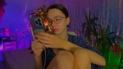 Snapshot of poli__ chatting on November 29, 5:49 pm Martha online show from November 29, 5:49 pm