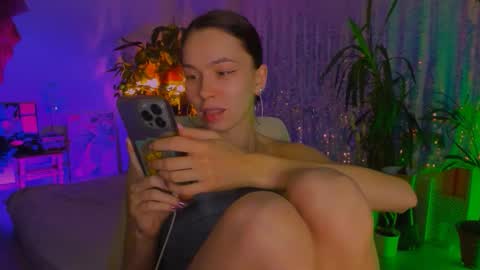 Snapshot of poli__ chatting on December 5, 4:47 pm Martha online show from December 5, 4:47 pm