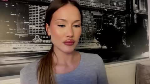 Snapshot of poli_molly chatting on March 2, 6:26 pm Angelic online show from March 2, 6:26 pm