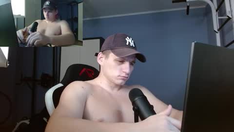 Poliglotjoe2 online show from January 8, 3:03 pm