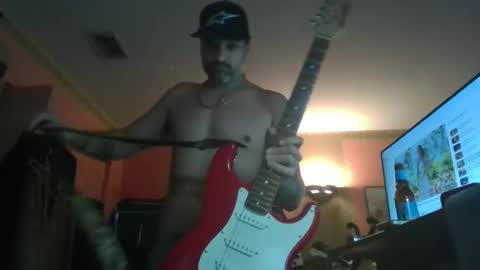 Snapshot of polishrifle3 chatting on March 30, 1:06 am jaws online show from March 30, 1:06 am
