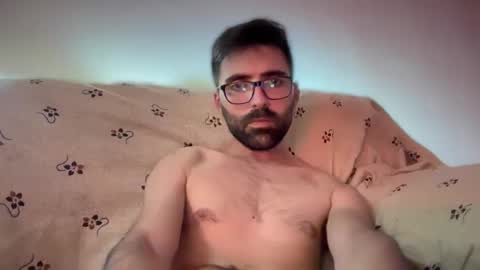 Snapshot of pollabeta chatting on May 9, 5:01 am pollabeta online show from May 9, 5:01 am