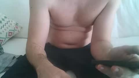 Snapshot of pollon20cm1988 chatting on May 11, 2:01 pm pollon20cm1988 online show from May 11, 2:01 pm
