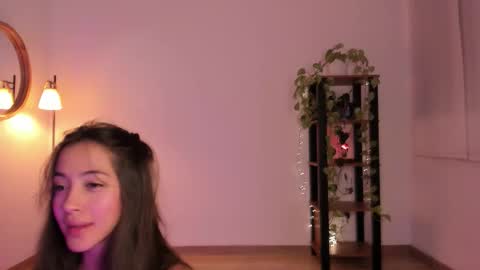 Snapshot of polly_____ chatting on February 21, 12:44 am Polly online show from February 21, 12:44 am