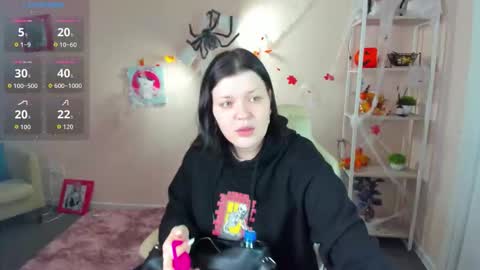 Snapshot of polly__mayer chatting on November 1, 1:07 am Polly online show from November 1, 1:07 am