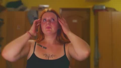 Snapshot of polly_katie chatting on September 10, 1:49 am Polly Katie online show from September 10, 1:49 am