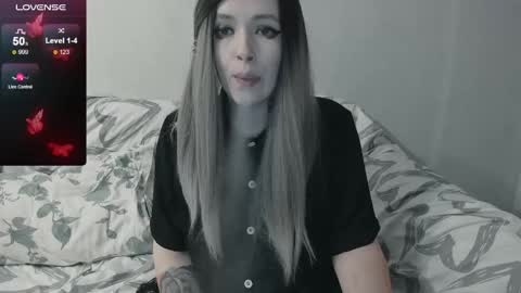 Polly online show from April 15, 6:26 pm