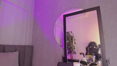 POLLY online show from October 21, 10:38 am