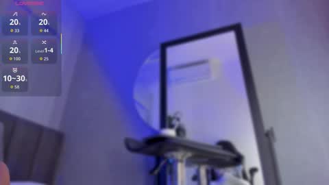 POLLY online show from October 31, 10:38 am