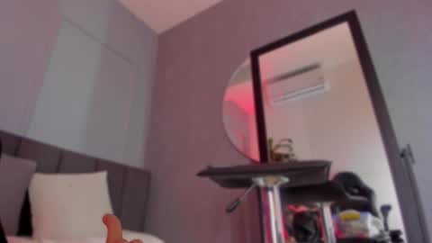 POLLY online show from November 24, 10:37 am