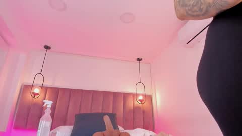 POLLY online show from January 15, 10:20 am