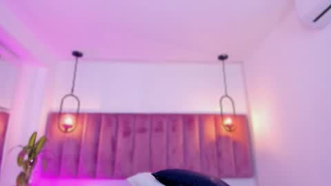 Snapshot of pollybabe_ chatting on February 16, 10:11 am POLLY online show from February 16, 10:11 am