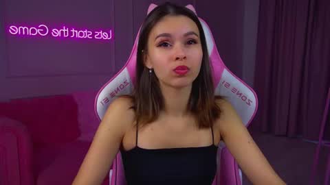 Polly online show from March 10, 7:57 am