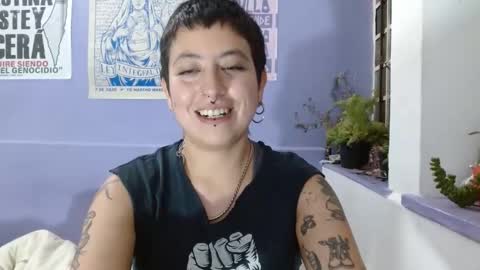 Snapshot of poly_mer chatting on January 7, 2:31 am Poly online show from January 7, 2:31 am