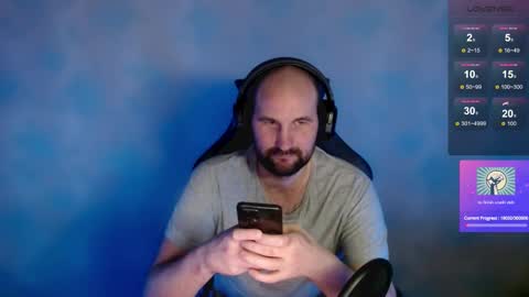 Snapshot of popadosik_mod chatting on February 26, 4:45 pm Popadosik mod online show from February 26, 4:45 pm