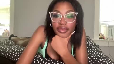 princess online show from April 14, 7:09 pm