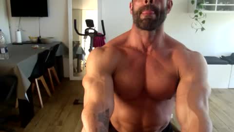 Snapshot of popopo00 chatting on November 25, 5:24 pm popopo0 online show from November 25, 5:24 pm