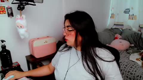 Poppy Kensington online show from June 30, 10:11 pm